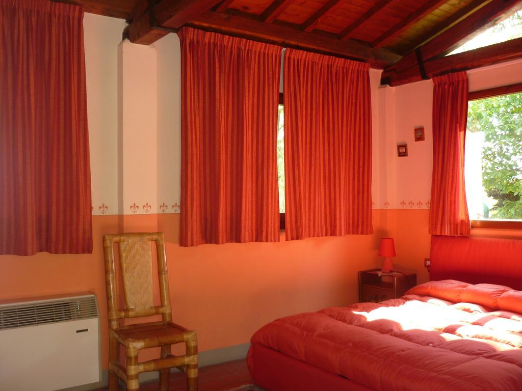 B&B Casale Ginette Incisa in Val d'Arno ภายนอก รูปภาพ