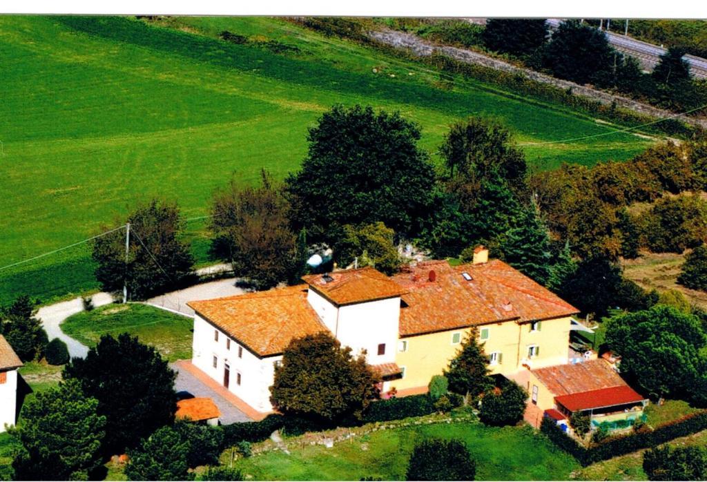 B&B Casale Ginette Incisa in Val d'Arno ภายนอก รูปภาพ